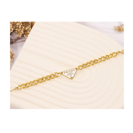  Women's Bracelet